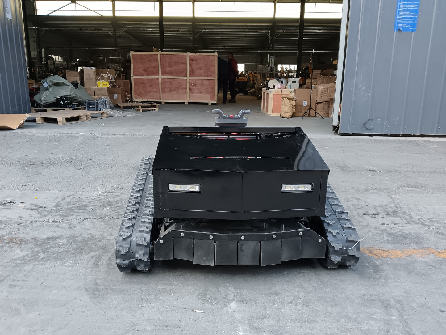 LW - T800 - B - Lawn Rover