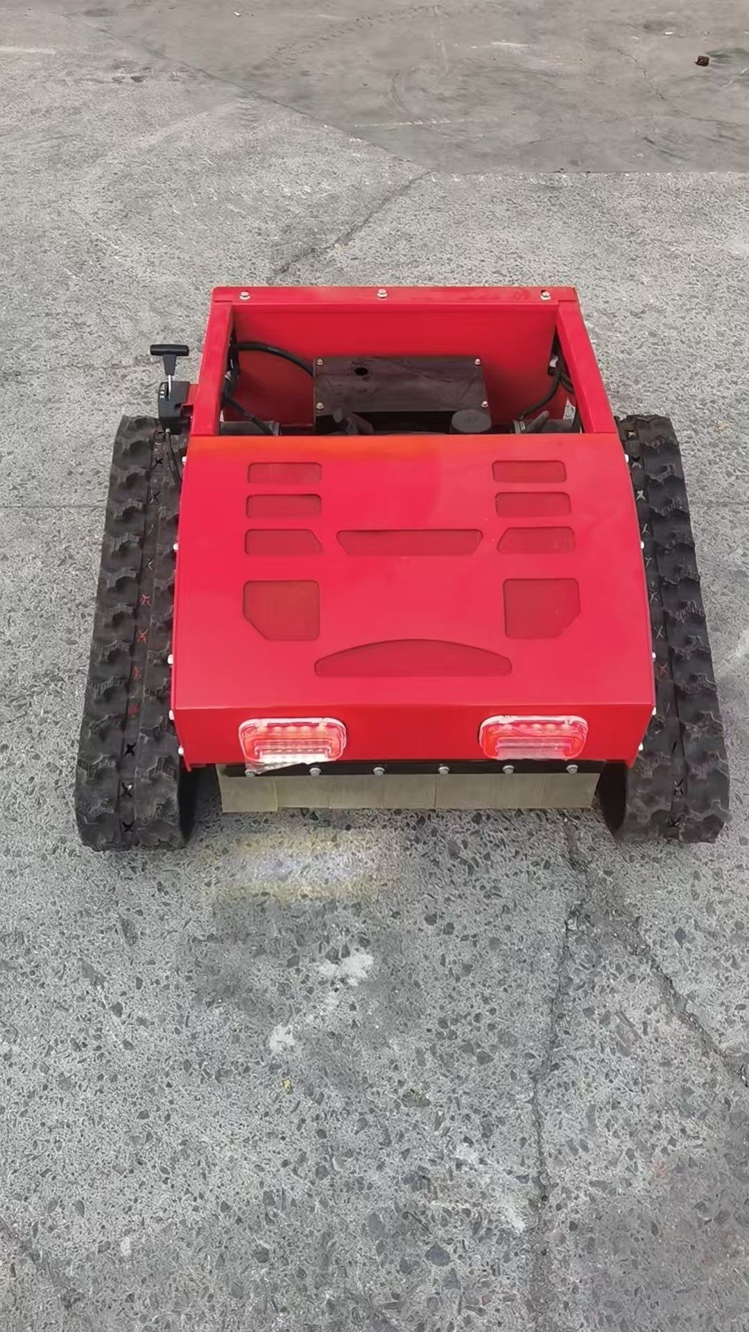 LW - T500 - B - Lawn Rover